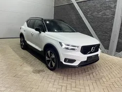 Wit Gebruikt 2022 Volvo XC40 R-Design SUV | € 34.300 (Eerlijke prijs)