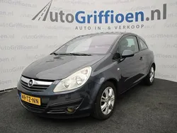 Grijs Gebruikt 2007 Opel Corsa Cosmo Hatchback | € 2.390 (Eerlijke prijs)