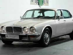 Zilver Gebruikt 1977 Daimler Sovereign Sedan | € 19.900