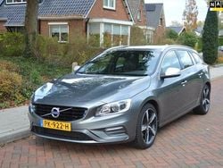 Grijs Gebruikt 2017 Volvo V60 Stationwagen | € 10.995 (Goede deal)