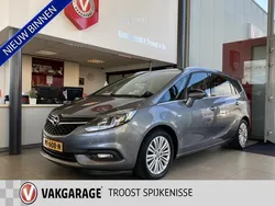 Grijs, metallic lak Gebruikt 2017 Opel Zafira Edition MPV | € 15.750 (Iets duurder)