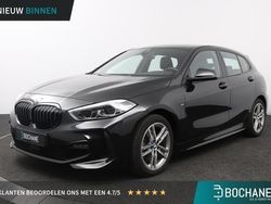 Zwart, metallic lak Gebruikt 2022 BMW 118 M Sport Hatchback | € 23.900 (Eerlijke prijs)