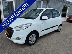 Wit Gebruikt 2013 Hyundai i10 Hatchback | € 4.450 (Eerlijke prijs)