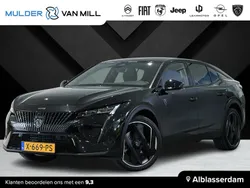 Zwart, metallic lak Gebruikt 2024 Peugeot 408 GT GTi Hatchback | € 39.945 (Eerlijke prijs)
