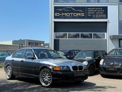 Grijs Gebruikt 1999 BMW 316 Sport Line Sedan | € 1.350 (Eerlijke prijs)