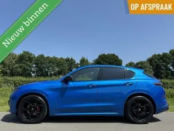 Blauw, metallic lak Gebruikt 2023 Alfa Romeo Stelvio Veloce SUV | € 61.950 (Duur)