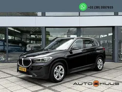 Zwart Gebruikt 2022 BMW X1 Efficient Dynamics SUV | € 20.850 (Goede deal)