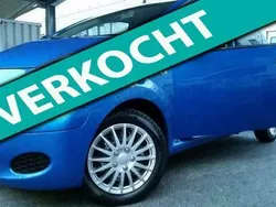 Blauw Gebruikt 2012 Toyota Aygo Hatchback | € 4.399 (Goede deal)