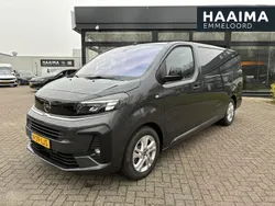Grijs Nieuw 2025 Opel Vivaro-e Combi Van | € 39.950 (Goede deal)