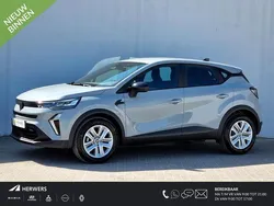 Grijs Gebruikt 2024 Renault Captur Zen SUV | € 29.735 (Eerlijke prijs)