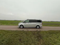Grijs Gebruikt 2019 Mercedes V220 MPV | € 44.890