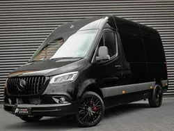 Zwart Nieuw 2024 Mercedes Sprinter Edition Van | € 54.945