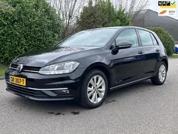 Zwart Gebruikt 2018 VW Golf VII Comfortline Hatchback | € 13.950 (Eerlijke prijs)
