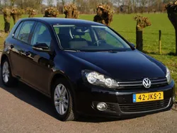 Zwart Gebruikt 2009 VW Golf VI Highline Hatchback | € 4.999 (Eerlijke prijs)