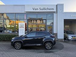 Zwart Gebruikt 2021 Toyota Yaris Cross Edition SUV | € 23.995 (Eerlijke prijs)