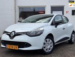 Wit Gebruikt 2015 Renault Clio IV Authentique Hatchback | € 5.947 (Eerlijke prijs)