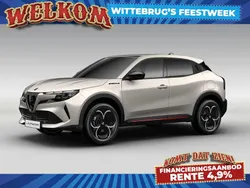 Grijs Nieuw 2025 Alfa Romeo Junior Edizione Speciale SUV | € 37.925 (Eerlijke prijs)