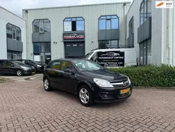 Zwart Gebruikt 2008 Opel Astra Executive Hatchback | € 1.495 (Eerlijke prijs)