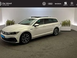 Wit Gebruikt 2021 VW Passat Business Stationwagen | € 25.600 (Eerlijke prijs)