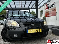 Zwart Gebruikt 2006 Kia Rio Hatchback | € 1.850 (Eerlijke prijs)
