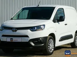 Wit Gebruikt 2022 Toyota Proace City Van | € 12.950