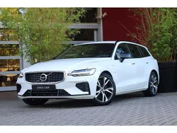 Wit Gebruikt 2020 Volvo V60 R-Design Stationwagen | € 31.900 (Goede deal)