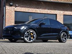 Zwart Gebruikt 2022 Audi e-tron S-Line SUV | € 69.900