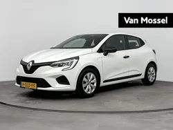 Wit Gebruikt 2020 Renault Clio V Life Hatchback | € 14.235 (Eerlijke prijs)