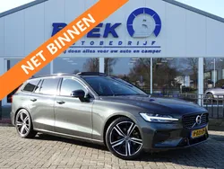 Grijs, metallic lak Gebruikt 2020 Volvo V60 R-Design Stationwagen | € 30.895 (Duur)