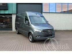 Grijs Gebruikt 2023 Mercedes Sprinter Van | € 56.750 (Duur)