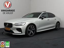 Grijs Gebruikt 2021 Volvo S60 R-Design Sedan | € 35.750 (Eerlijke prijs)