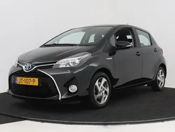 Zwart Gebruikt 2016 Toyota Yaris Trend Hatchback | € 14.950 (Eerlijke prijs)