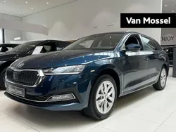 Blauw Nieuw 2024 Skoda Octavia Business Line Stationwagen | € 42.791 (Duur)