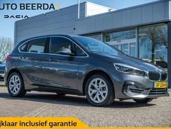 Grijs Gebruikt 2019 BMW 218 Executive Stationwagen | € 21.790 (Eerlijke prijs)