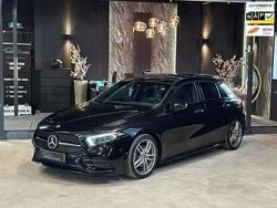 Zwart Gebruikt 2020 Mercedes A180 Premium Plus Hatchback | € 26.999 (Eerlijke prijs)