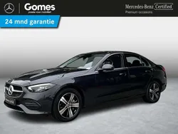 Grijs, metallic lak Gebruikt 2023 Mercedes C300e Luxury Sedan | € 44.950 (Super prijs)