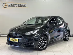 Zwart Gebruikt 2022 Toyota Yaris Comfort Hatchback | € 22.725 (Iets duurder)