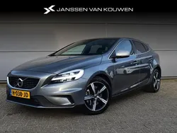 Grijs Gebruikt 2020 Volvo V40 Stationwagen | € 20.495 (Eerlijke prijs)