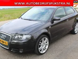 Grijs Gebruikt 2004 Audi A3 Ambiente Hatchback | € 1.999 (Goede deal)