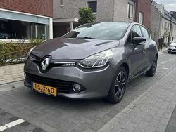Grijs Gebruikt 2013 Renault Clio IV Expression Hatchback | € 5.500 (Eerlijke prijs)