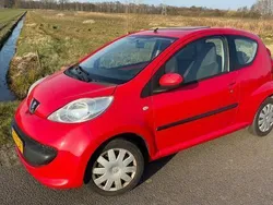 Rood Gebruikt 2007 Peugeot 107 Hatchback | € 1.200 (Eerlijke prijs)