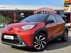 Rood Nieuw 2024 Toyota Aygo Pulse Hatchback | € 23.470 (Iets duurder)