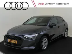 Grijs Gebruikt 2024 Audi A3 Sportback Advanced Hatchback | € 34.450 (Eerlijke prijs)