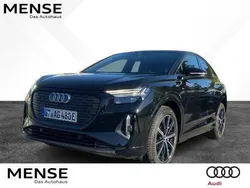 Zwart Gebruikt 2024 Audi Q4 e-tron SUV | € 47.544 (Iets duurder)