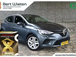 Grijs Gebruikt 2022 Renault Clio V Techno Hatchback | € 13.940 (Eerlijke prijs)