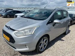 Grijs Gebruikt 2013 Ford B-MAX Titanium MPV | € 2.250