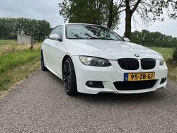 Wit Gebruikt 2007 BMW 325 Cabriolet Executive Cabriolet | € 9.999 (Eerlijke prijs)