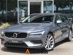 Grijs Gebruikt 2020 Volvo V60 Momentum Stationwagen | € 25.700 (Goede deal)