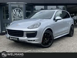 Grijs, metallic lak Gebruikt 2016 Porsche Cayenne Sport SUV | € 47.950 (Goede deal)