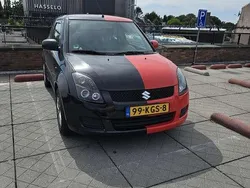 Rood Gebruikt 2009 Suzuki Swift Comfort Hatchback | € 2.750 (Eerlijke prijs)